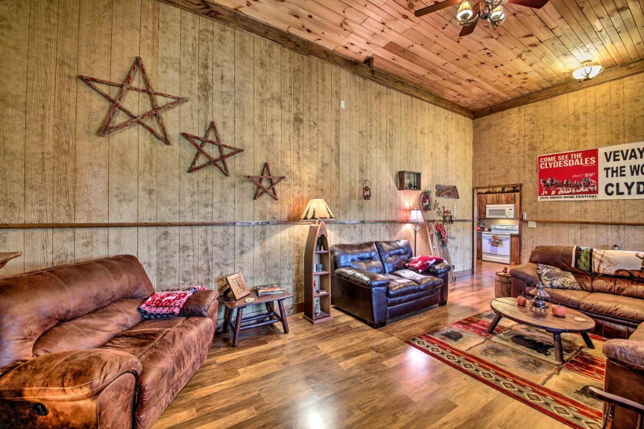 The Bovard Lodge Rustic Cabin Near Ohio River! Florence Ngoại thất bức ảnh