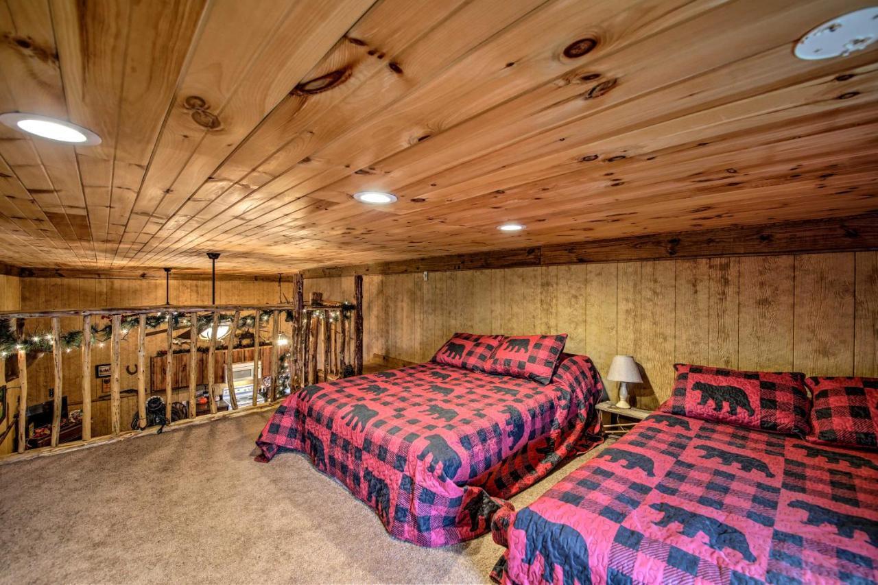 The Bovard Lodge Rustic Cabin Near Ohio River! Florence Ngoại thất bức ảnh